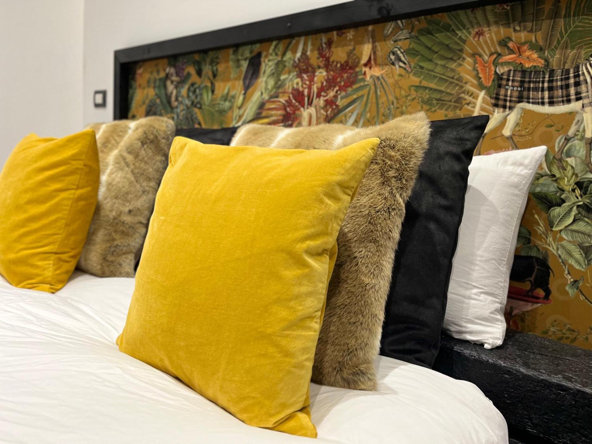 White Castle - Charleroi Airport Bed & Breakfast Luaran gambar
