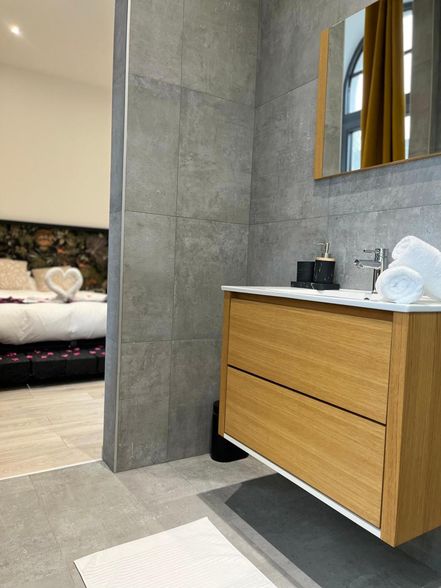 White Castle - Charleroi Airport Bed & Breakfast Luaran gambar