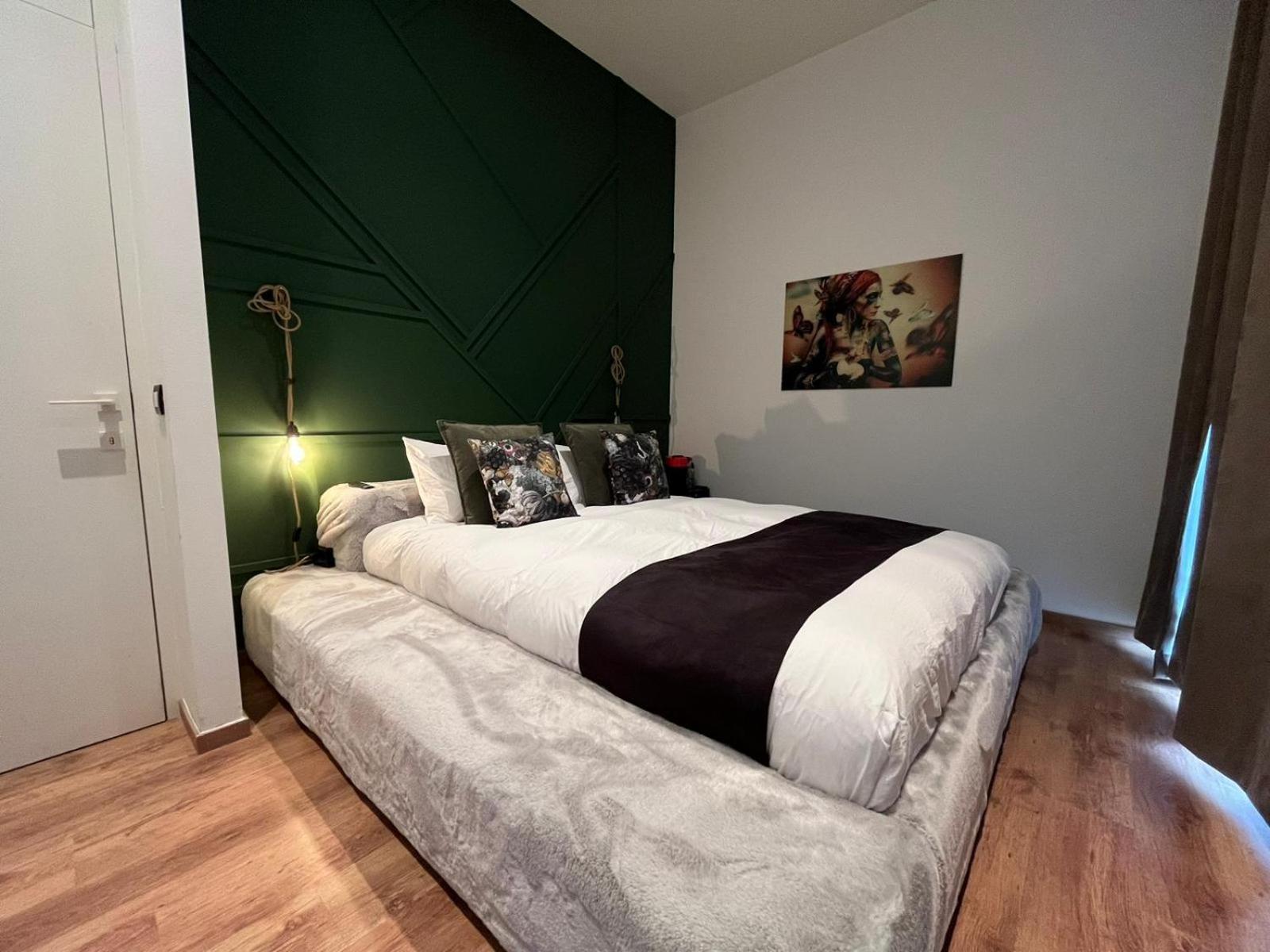 White Castle - Charleroi Airport Bed & Breakfast Bilik gambar